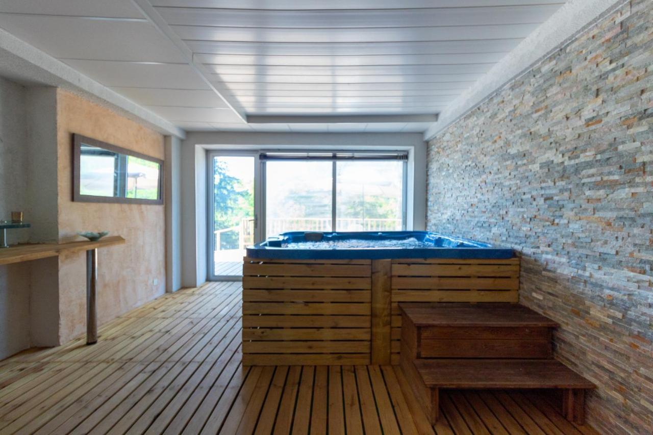 Le Chalet Du Lac Le Chatenet-en-Dognon Dış mekan fotoğraf